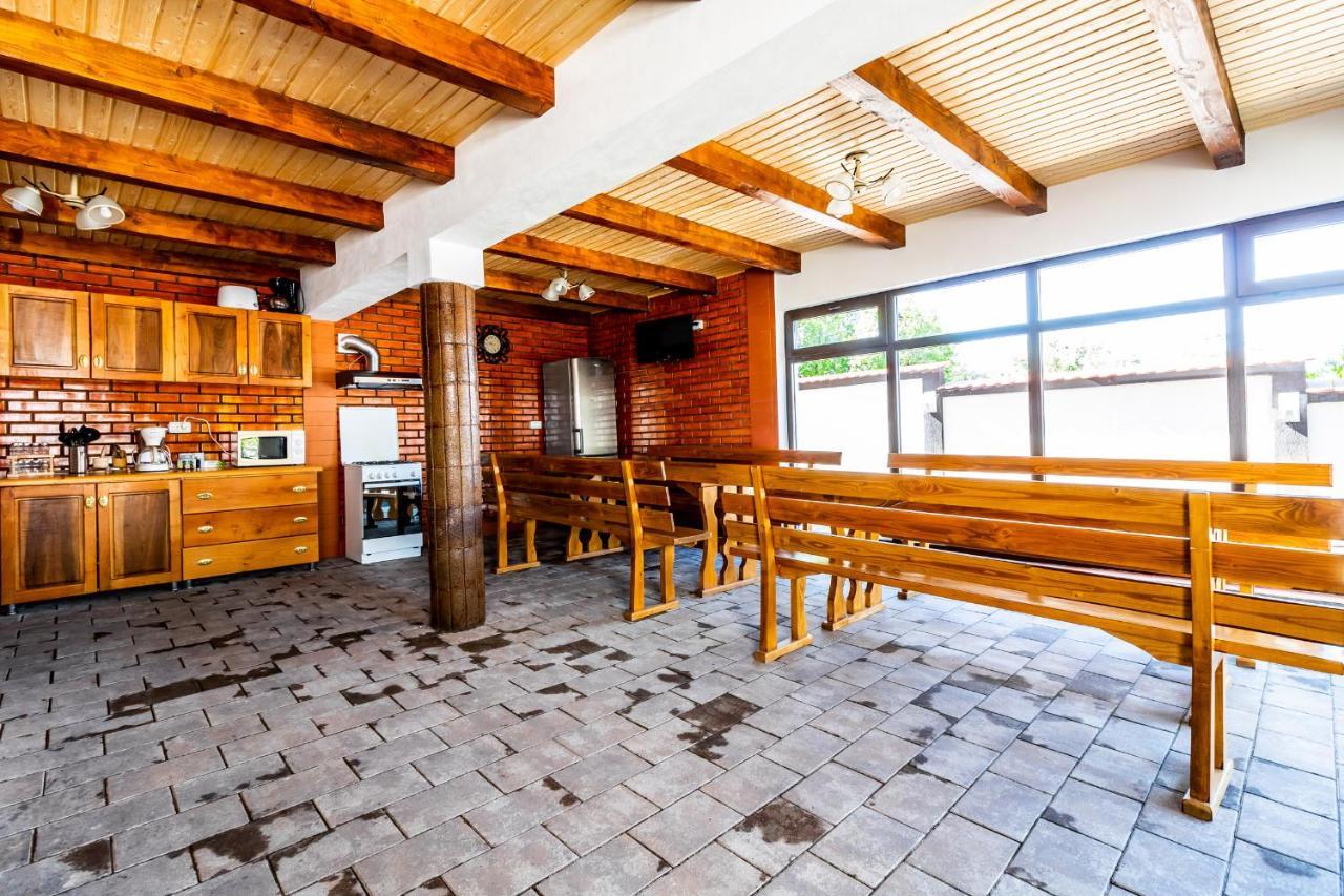 فندق Casa Alex Novaci-Străini المظهر الخارجي الصورة